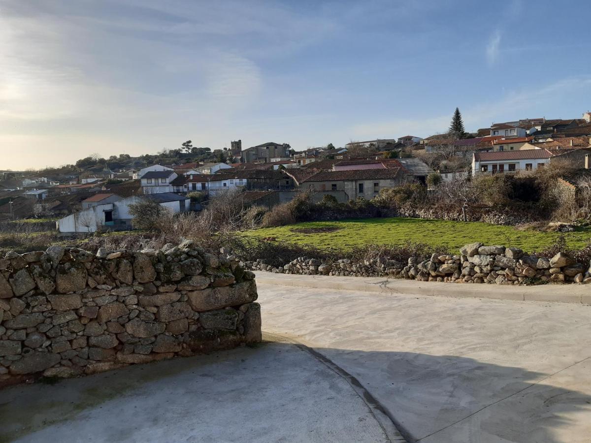 Casa Rural Mi Descanso Valdefuentes de Sangusín Exteriör bild