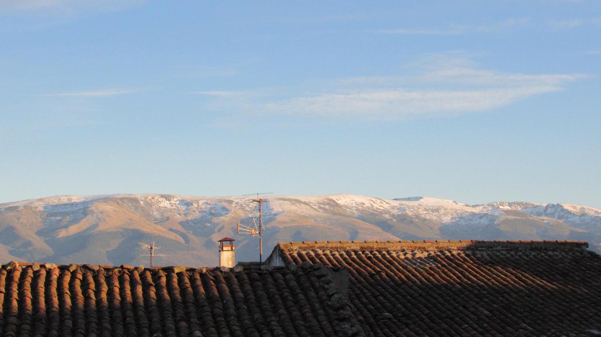 Casa Rural Mi Descanso Valdefuentes de Sangusín Exteriör bild